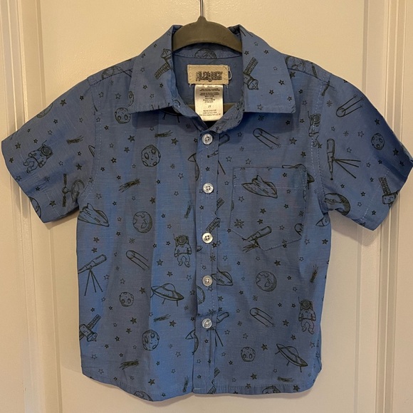 Alex and Jack Blue Astronaut Print Short Sleeve Button Up 2T - Picture 1 of 2